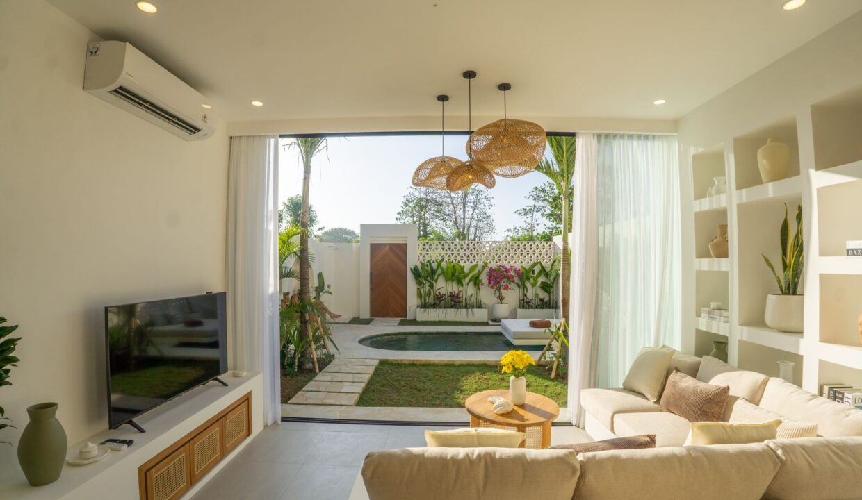 1-Bedroom Villa Walking Distance to Nyang Nyang Beach (2)