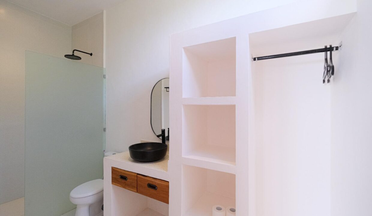 Brand New 3 Bedrooms Villa for Rent in Pecatu Uluwatu (27)