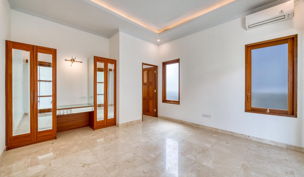 Brand New Freehold 3-Bedroom Villa in Babakan, Canggu (13)
