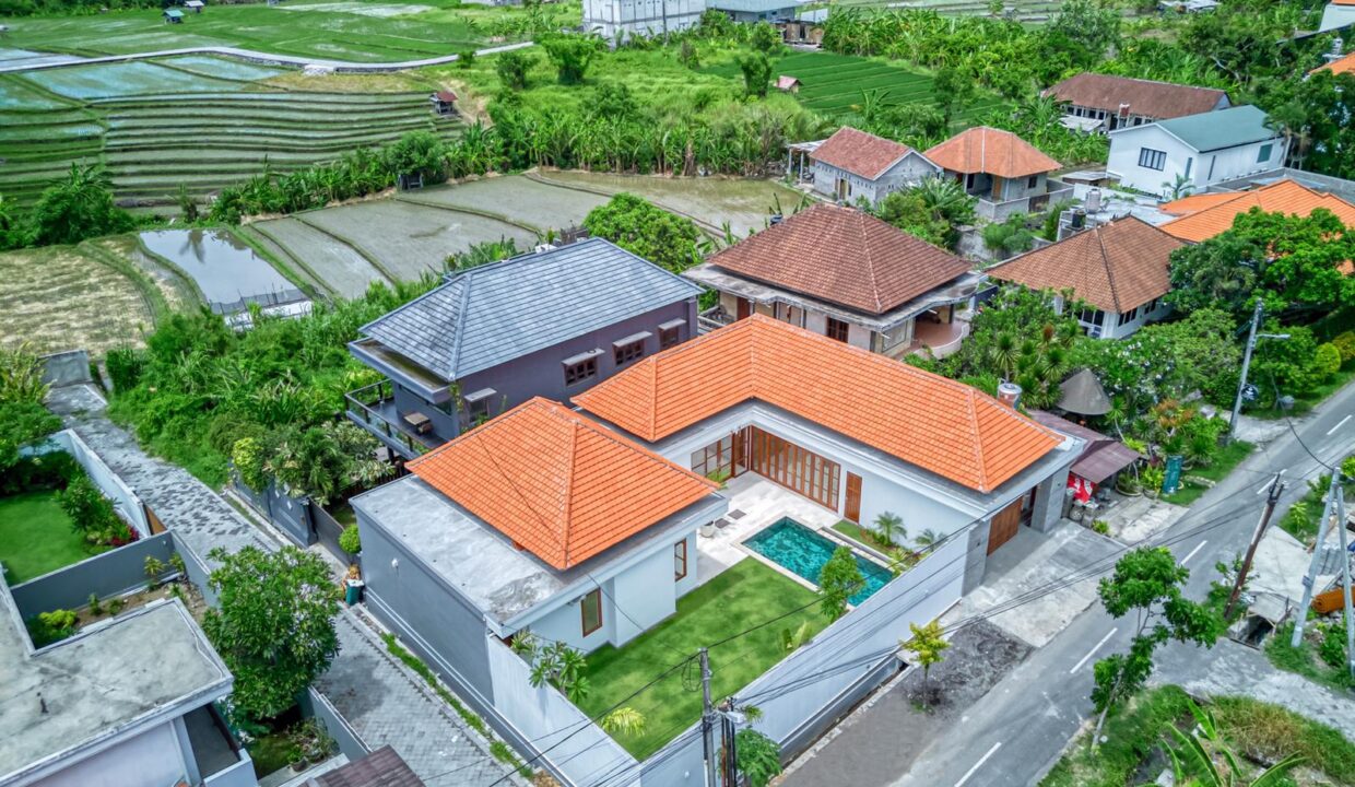 Brand New Freehold 3-Bedroom Villa in Babakan, Canggu (2)