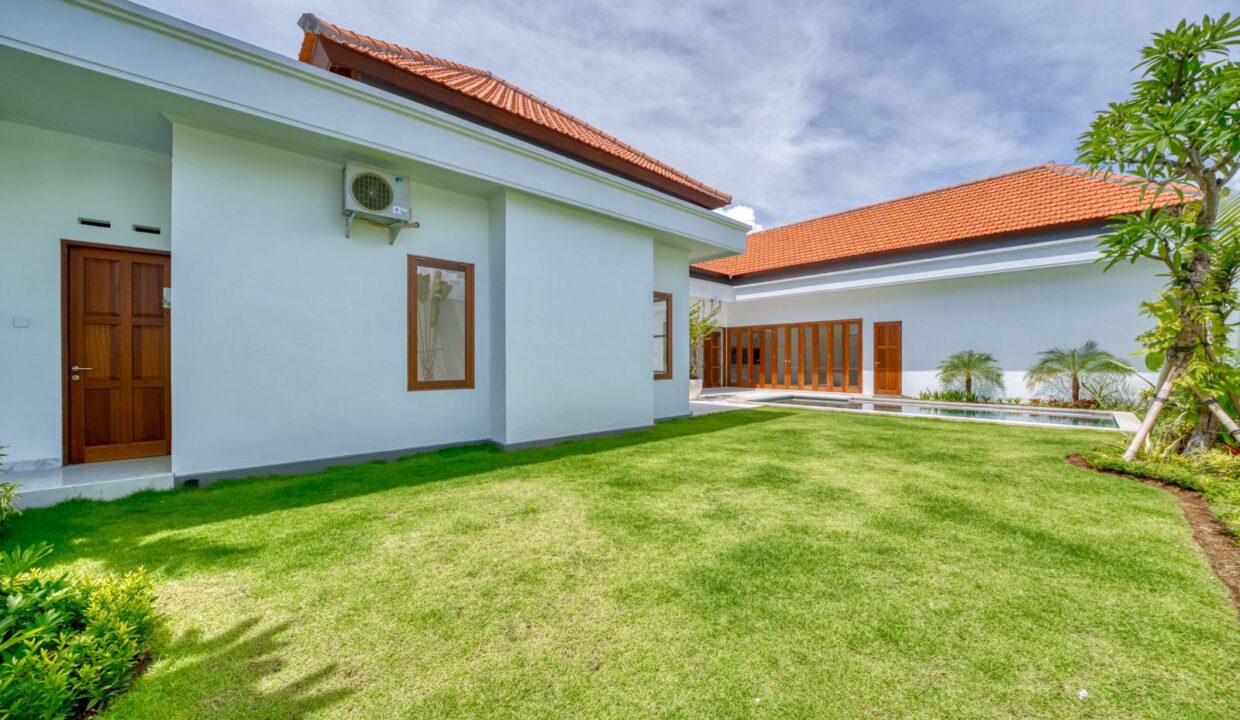 Brand New Freehold 3-Bedroom Villa in Babakan, Canggu (20)