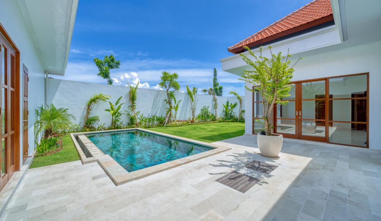 Brand New Freehold 3-Bedroom Villa in Babakan, Canggu (4)