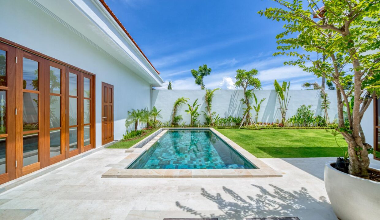 Brand New Freehold 3-Bedroom Villa in Babakan, Canggu (5)