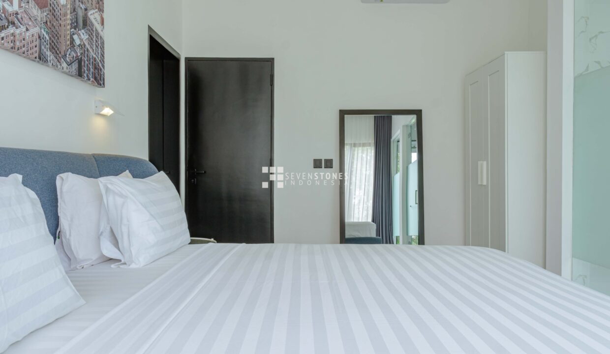 Discover Modern And Elegant Living With This Wonderful Brand New Villa In Canggu (17)