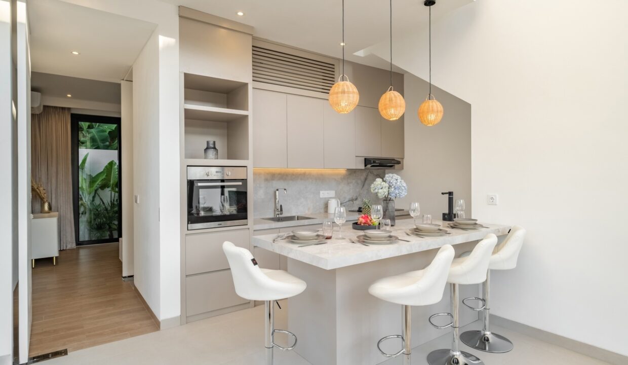Discover Modern Living in Canggu with Our Brand New Villa (11)