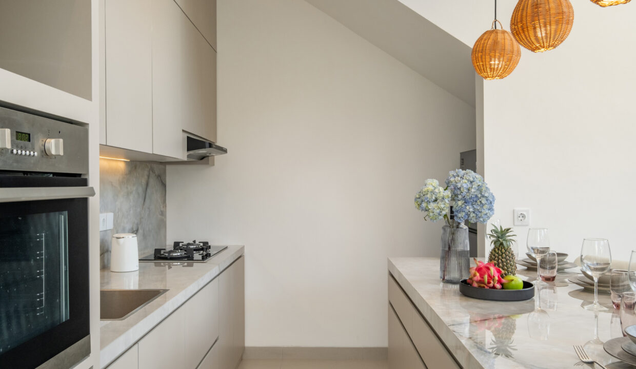 Discover Modern Living in Canggu with Our Brand New Villa (12)