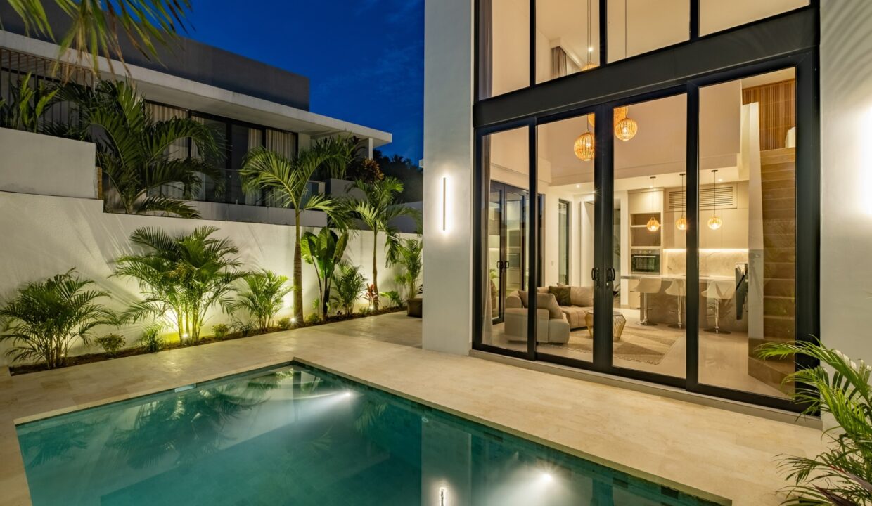 Discover Modern Living in Canggu with Our Brand New Villa (19)