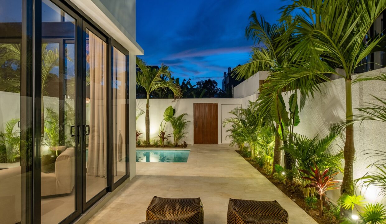 Discover Modern Living in Canggu with Our Brand New Villa (20)