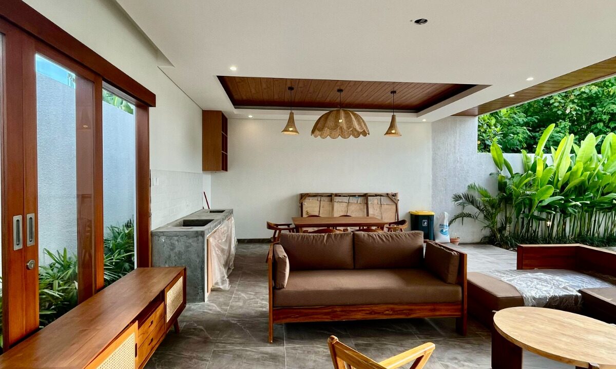 Discover Ultimate Comfort Luxurious Open Space Villa in Seminyak (10)