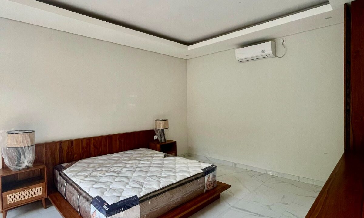 Discover Ultimate Comfort Luxurious Open Space Villa in Seminyak (12)