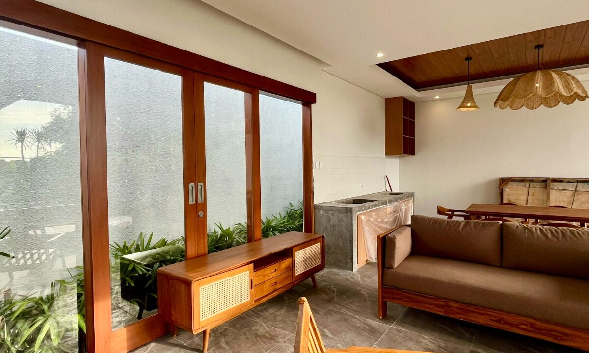 Discover Ultimate Comfort Luxurious Open Space Villa in Seminyak (3)