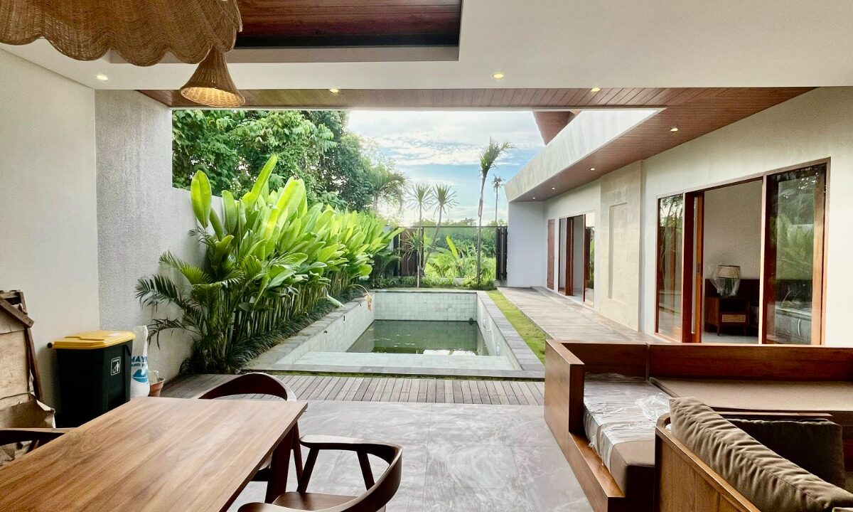 Discover Ultimate Comfort Luxurious Open Space Villa in Seminyak (4)