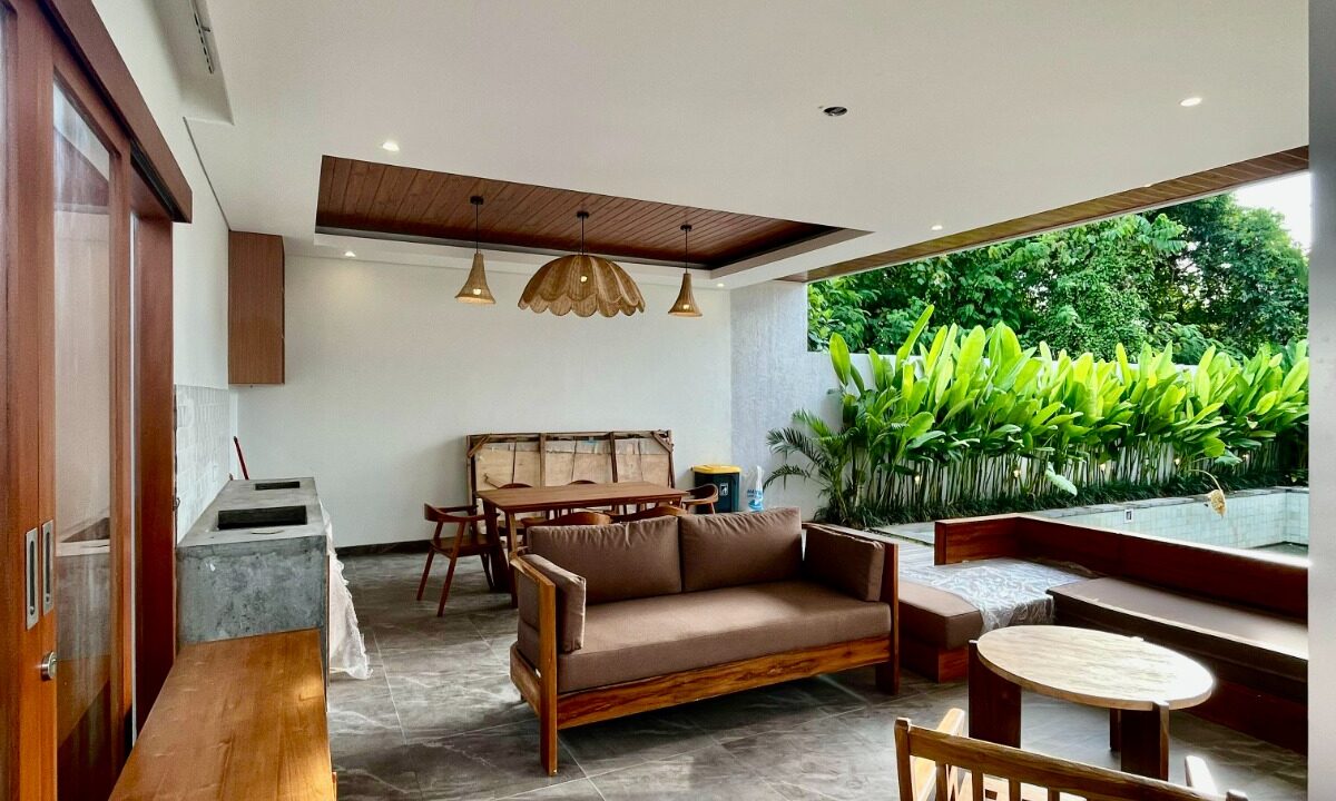 Discover Ultimate Comfort Luxurious Open Space Villa in Seminyak (6)