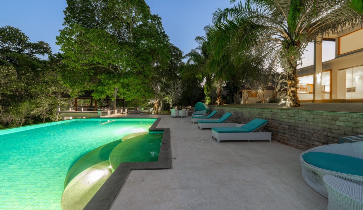 Exquisite Riverside Estate One-Hectare Villa & Apartment Enclave in Kediri, Tabanan (2)