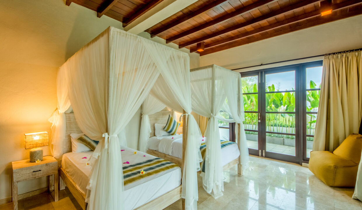 Holiday Villa With Panoramic Ocean Views (12)