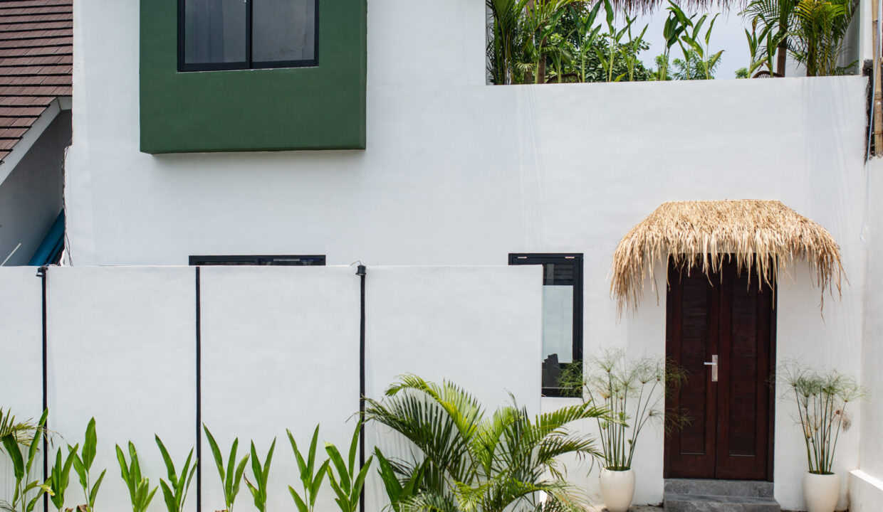 Introducing This New Home Offered For Sale With HGB Status, Located In The Nusa Dua Area (2)