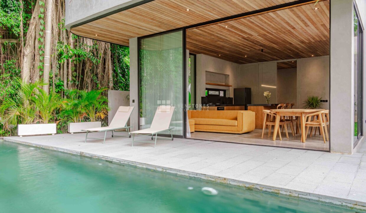 Nearly Finished 2 Unit River View with Lush Garden Villas in Tumbak Bayuh (1)