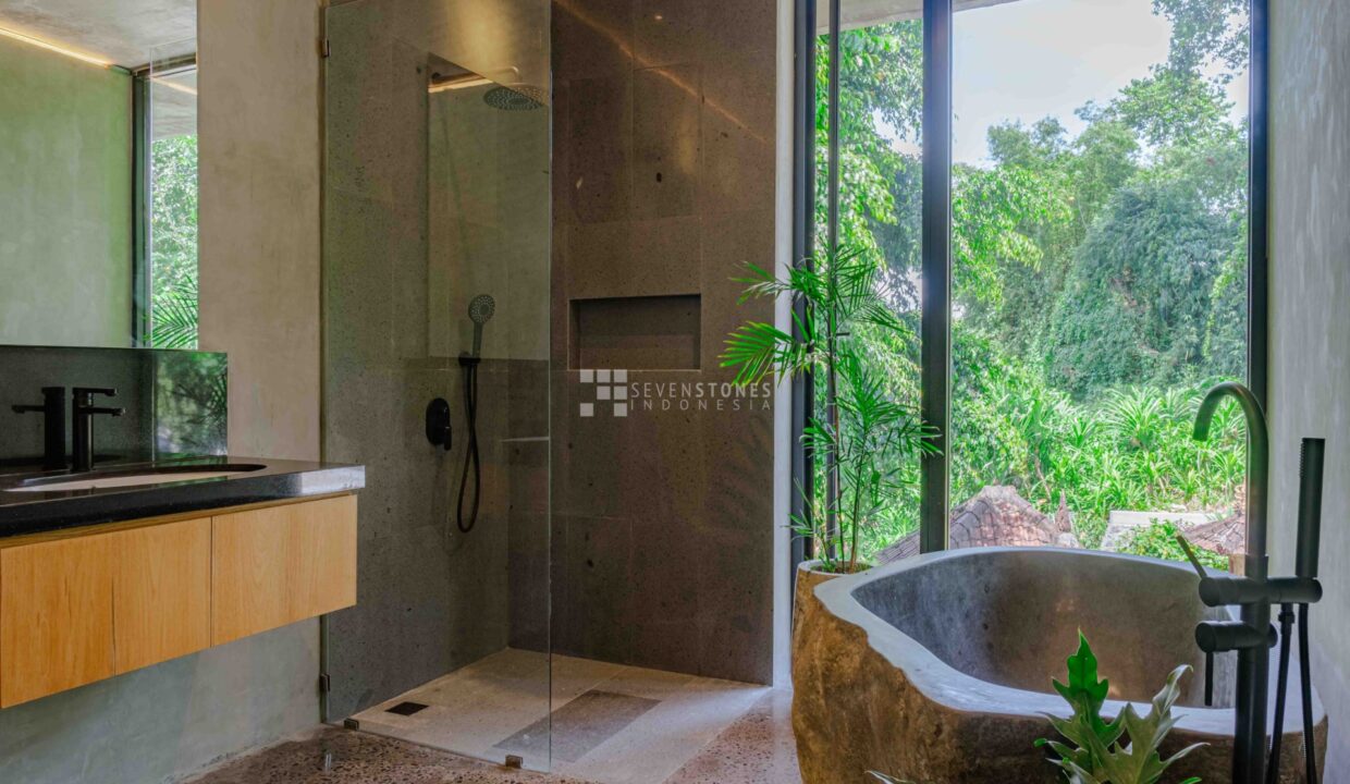 Nearly Finished 2 Unit River View with Lush Garden Villas in Tumbak Bayuh (16)