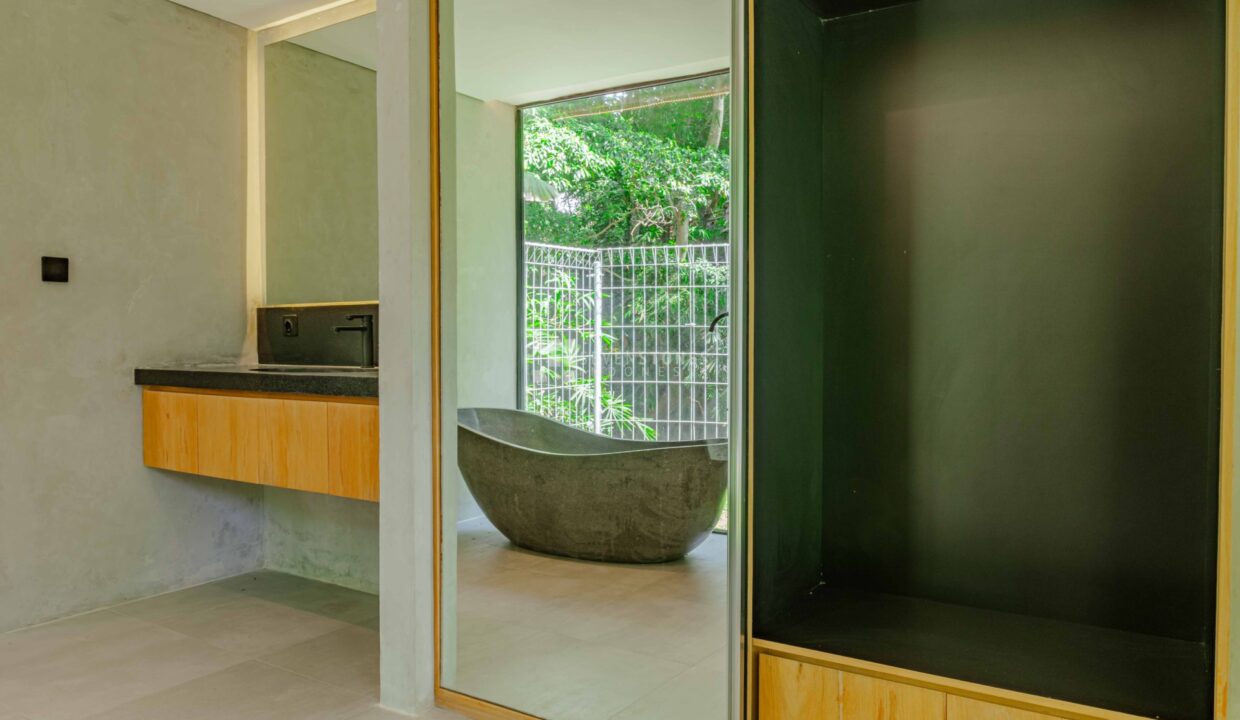 Nearly Finished 2 Unit River View with Lush Garden Villas in Tumbak Bayuh (19)
