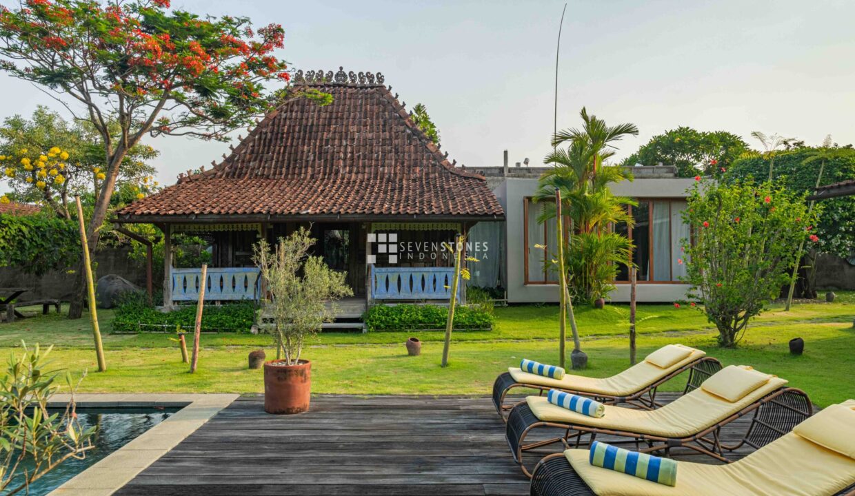 One-of-A-Kind Designer Villa for High Quality Living in Kerobokan (1)