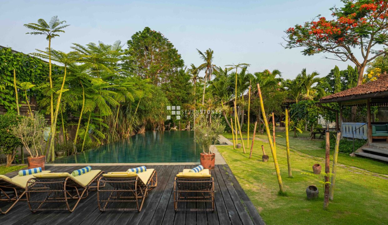 One-of-A-Kind Designer Villa for High Quality Living in Kerobokan (2)