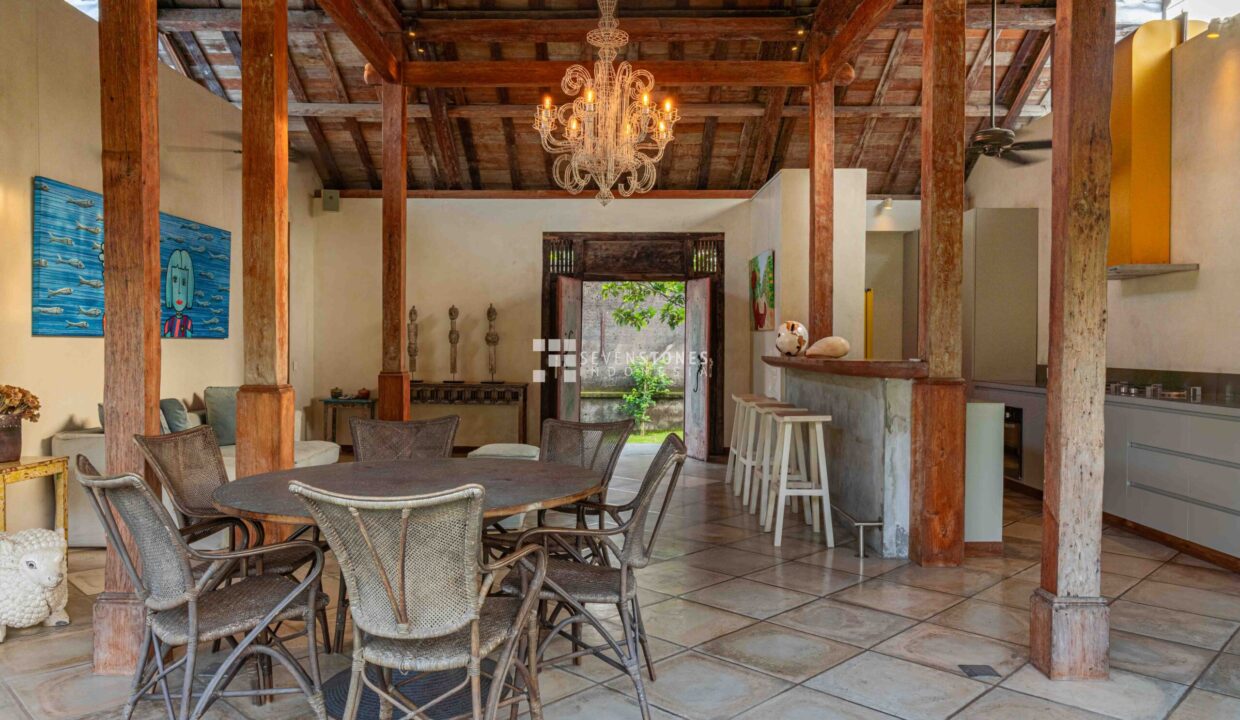One-of-A-Kind Designer Villa for High Quality Living in Kerobokan (30)