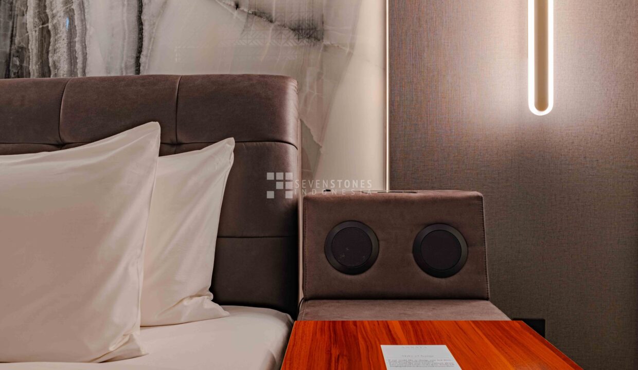 Premium Modern One Bedroom Apartment with Rooftop Bliss in Umalas (11)