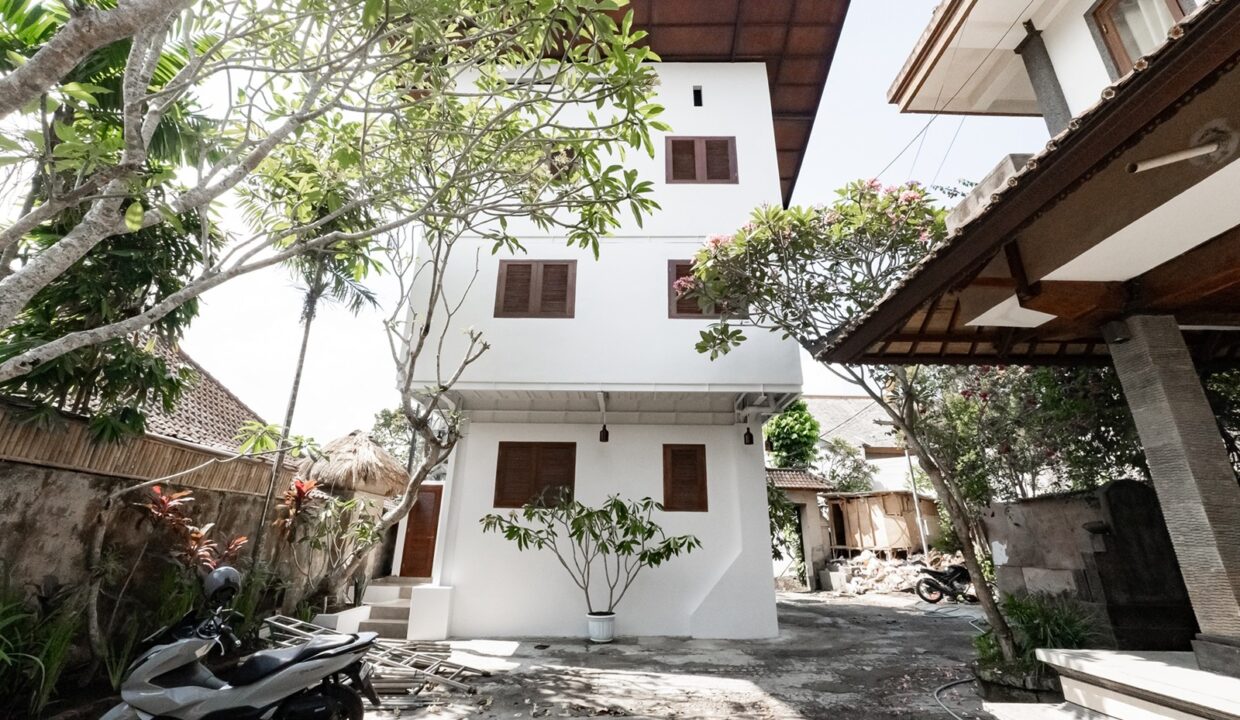 Strategic Apartment Studios in the Heart of Ubud (2)