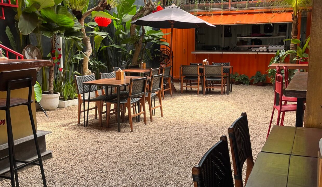 Strategic Premium Restaurant For Sale (16)