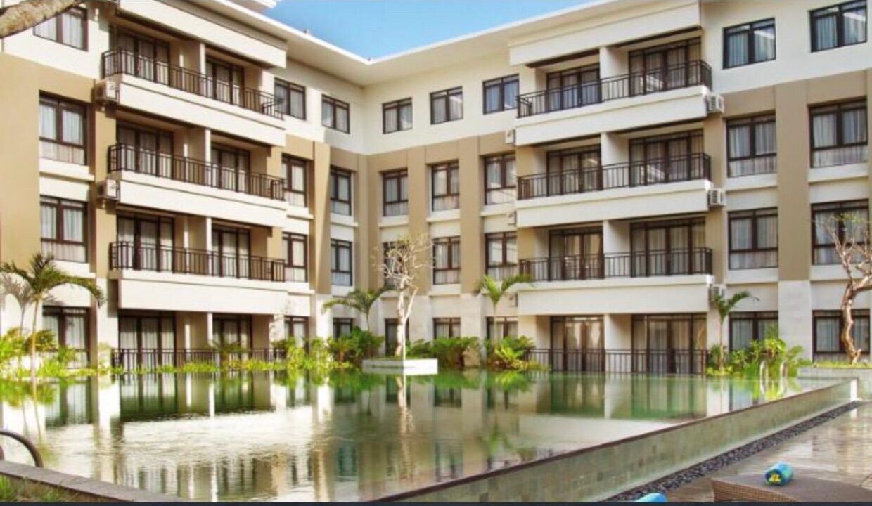 Three-Bedroom Apartment at the Center of Legian (3)