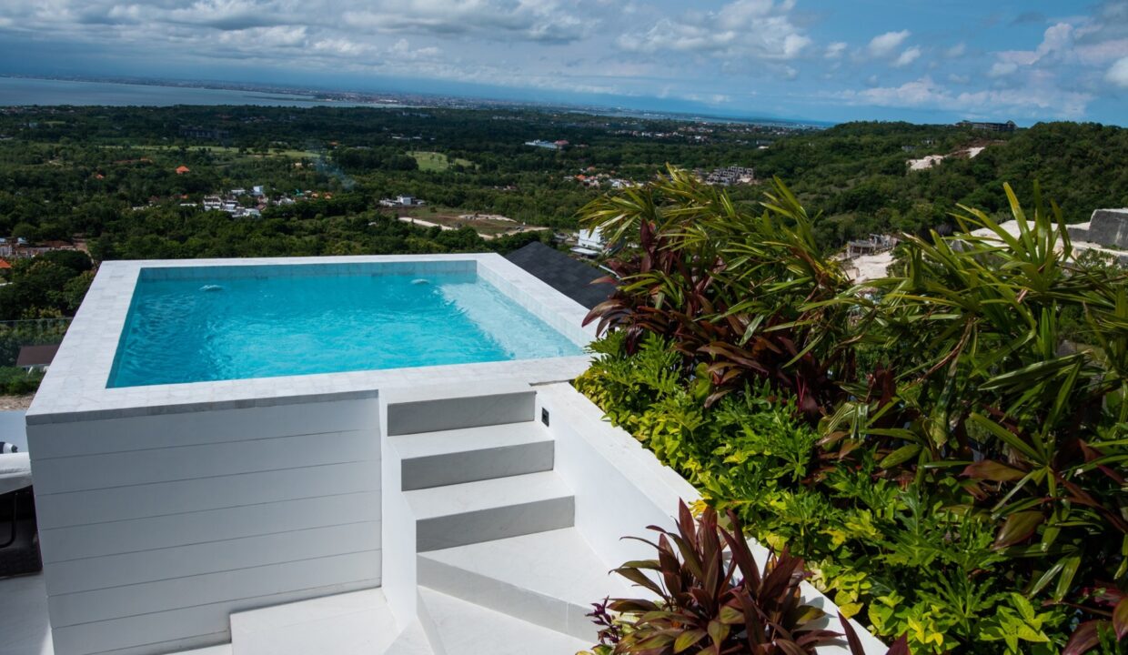Three Story Mansion Atop Bingin Hill with Majestic View of Bali (12)