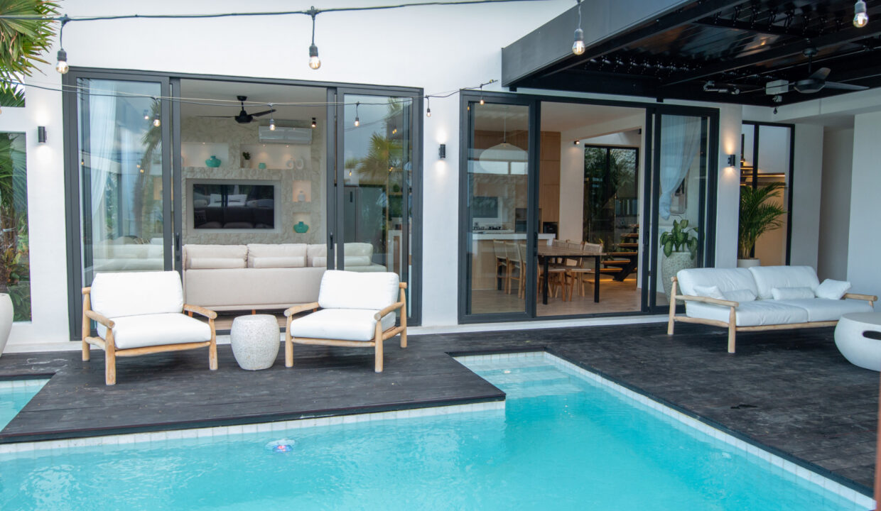 Three Story Mansion Atop Bingin Hill with Majestic View of Bali (20)