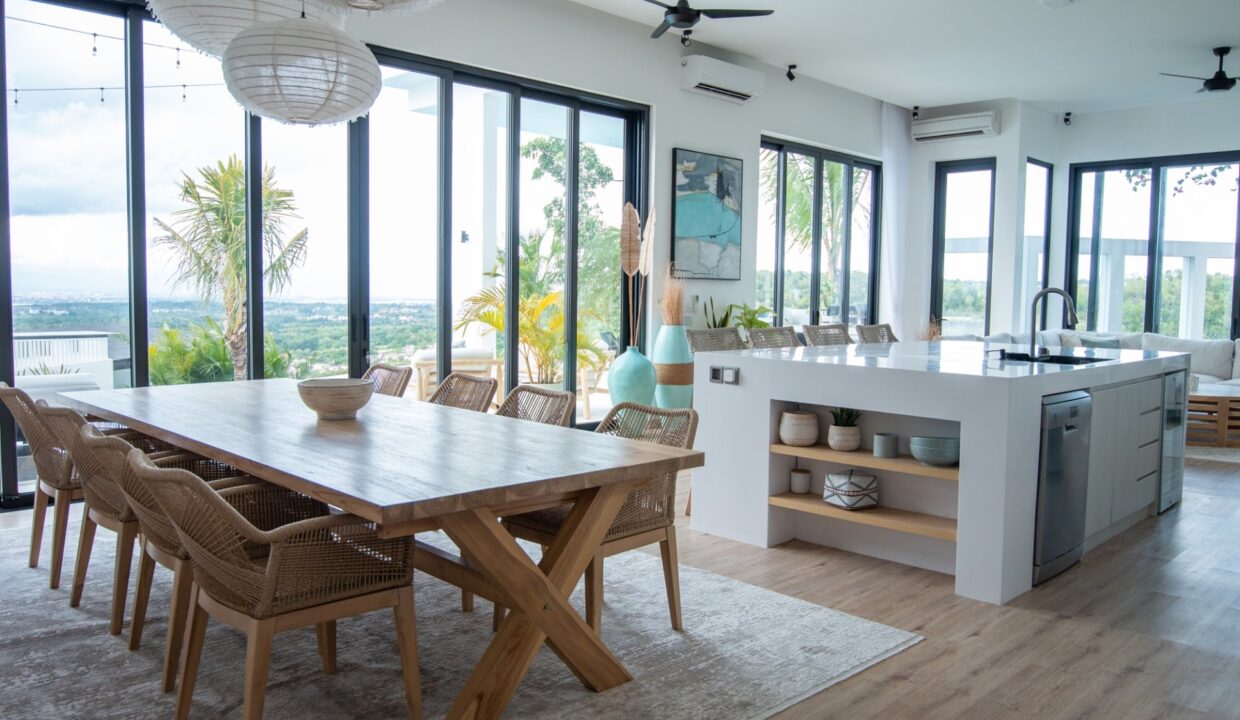 Three Story Mansion Atop Bingin Hill with Majestic View of Bali (5)
