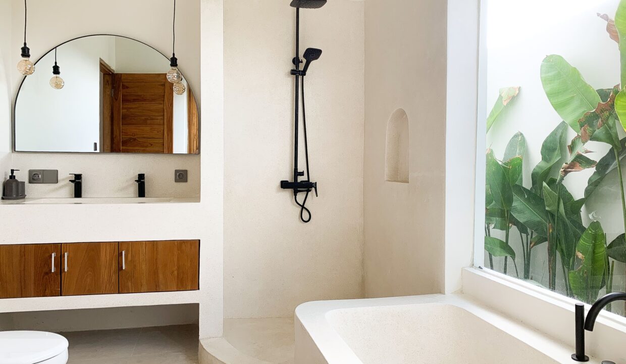 Two Bedrooms Villa with Three Minutes Riding to the Balangan Beach (17)