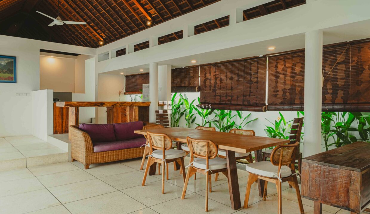Villa For Sale In Berawa, Canggu (3)