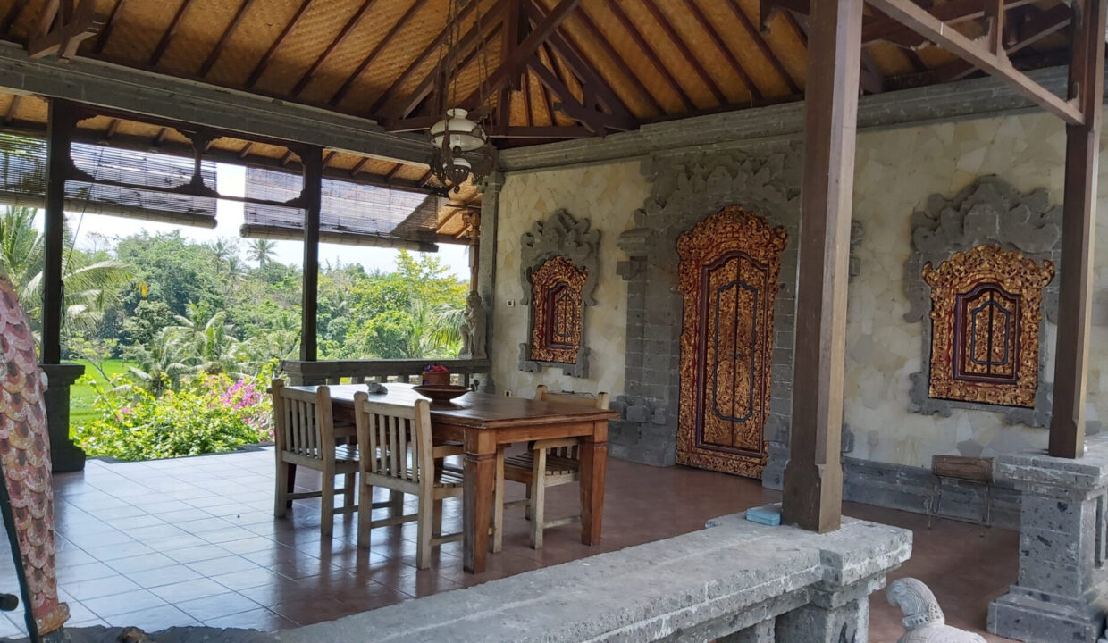 3-Bedroom Balinese style home villa in Tabanan (12)