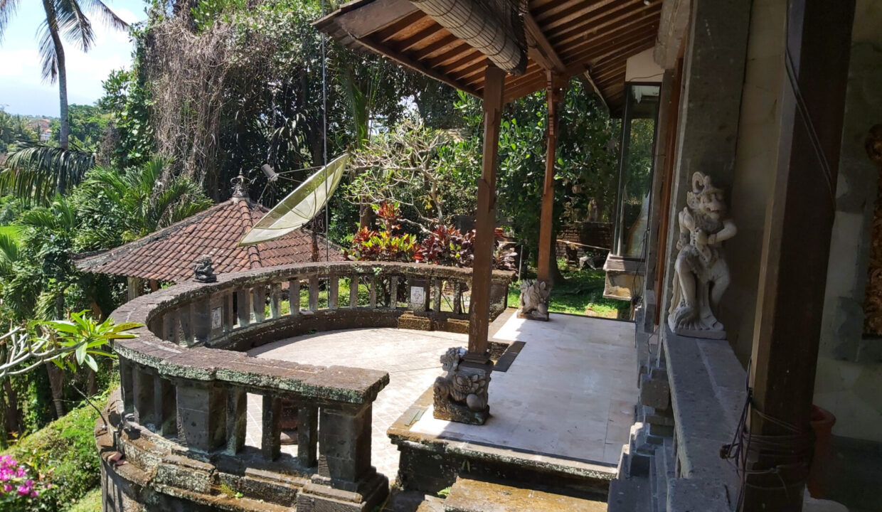 3-Bedroom Balinese style home villa in Tabanan (16)