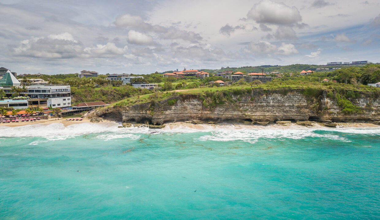Cliff front land for sale in Pecatu (2)