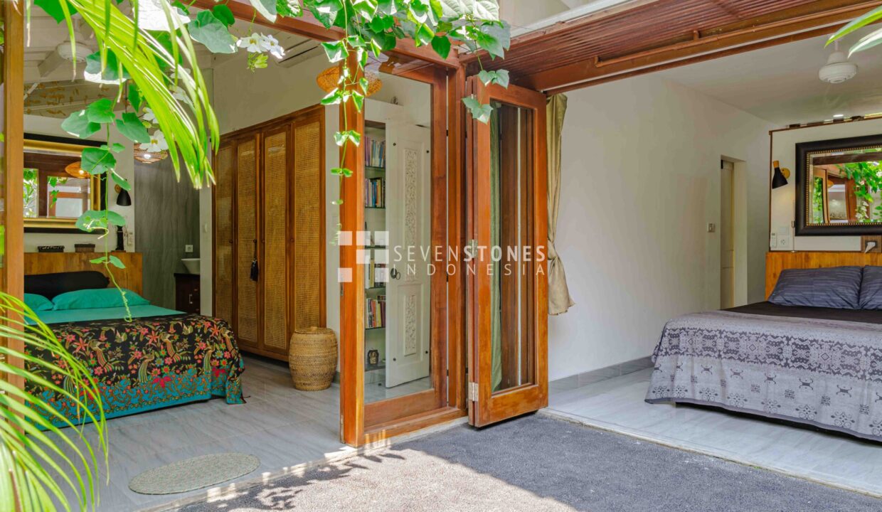 Enchanting 3-Bedroom Villa in Sanur (10)