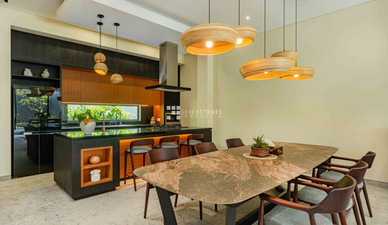 Exquisite Newly Build 3-Bedroom Luxury Villa for Sale in an Exclusive, Tranquil Area of Uluwatu (21)