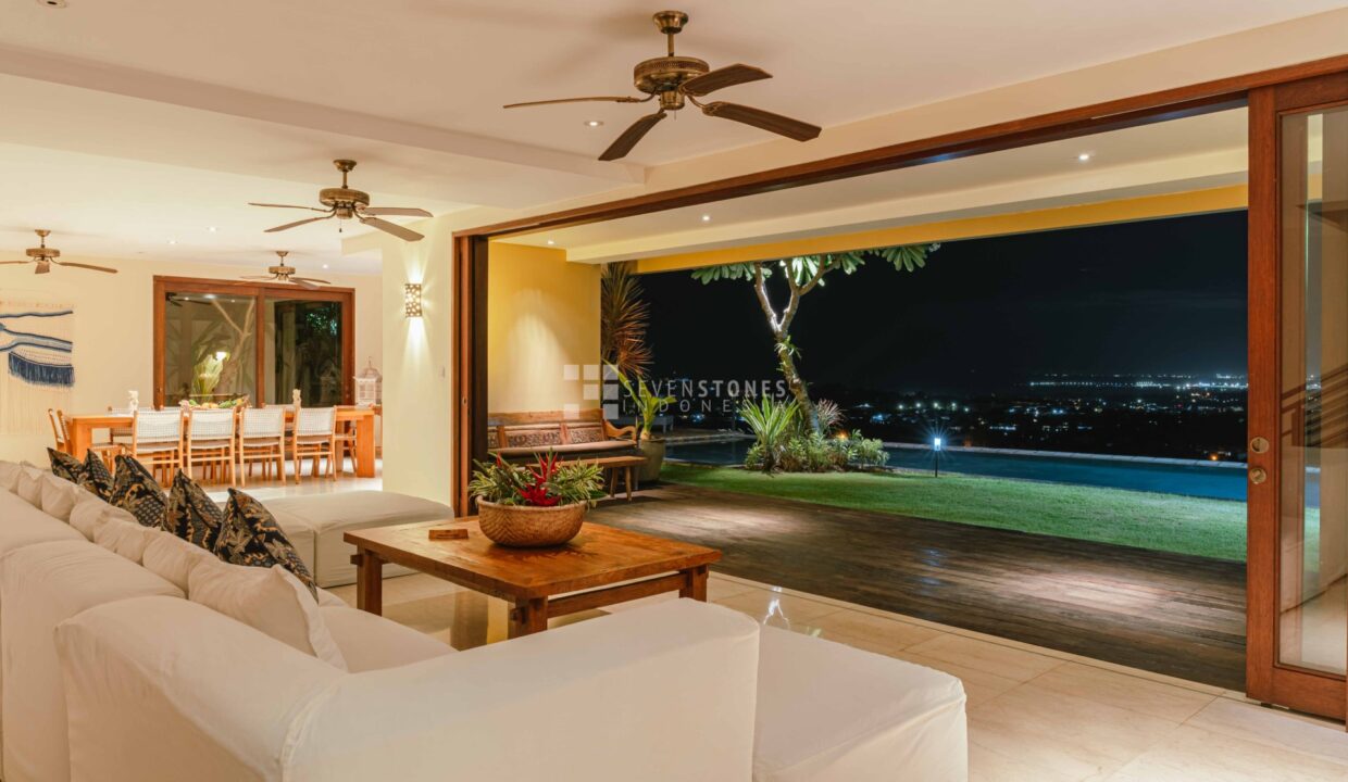 Five Bedroom Bukit Ocean View Villa – an Extraordinary Real Estate Opportunity (5)
