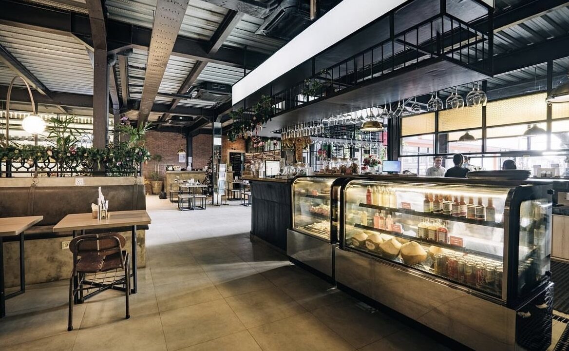 Golden Business Opportunity Lifestyle Spa, Beauty Cosmetic And Cafe for Sale in the Prime Location Of Canggu (2)