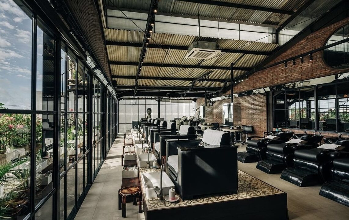 Golden Business Opportunity Lifestyle Spa, Beauty Cosmetic And Cafe for Sale in the Prime Location Of Canggu (4)