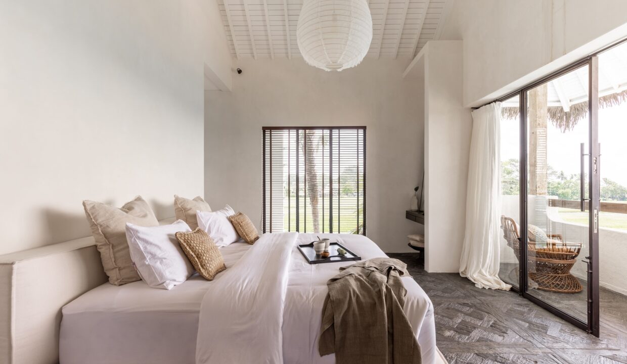Luxurious 6 Bedroom Villa With Breathtaking Ocean View In Seseh (20)