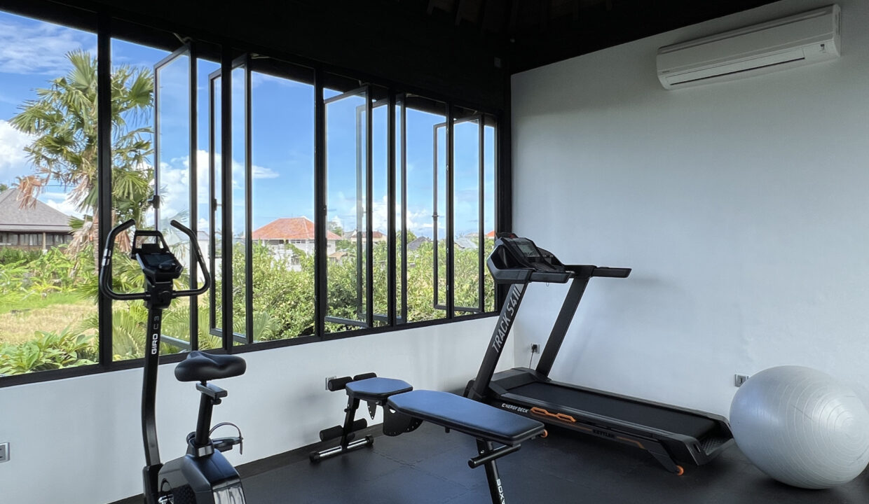 Luxurious Residences, Including Office For Sale In Canggu (30)