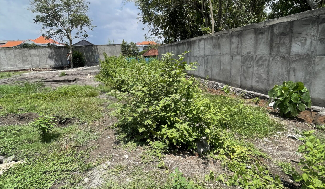 Rare Piece Of Land in Prime Location Umalas (1)