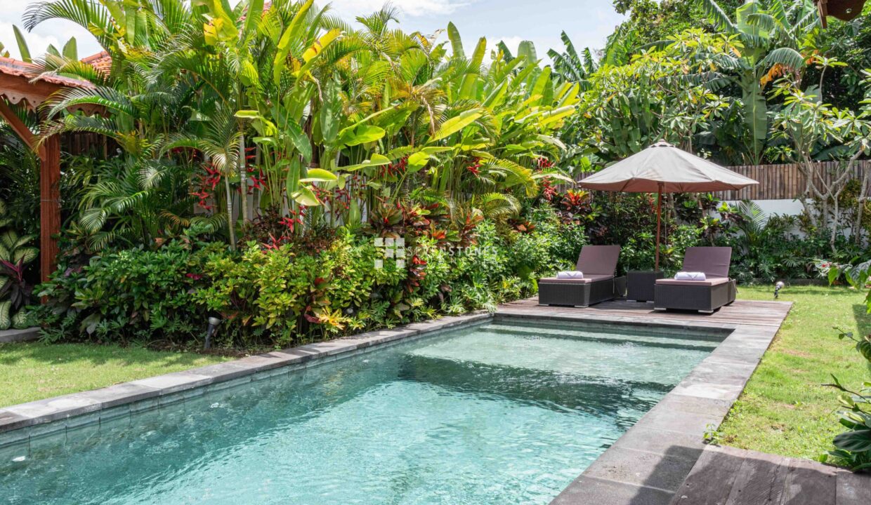 4-Bedroom Family Home in Buduk (1)