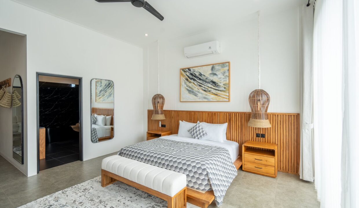 13. Luxury Brand New Villa, Pererenan