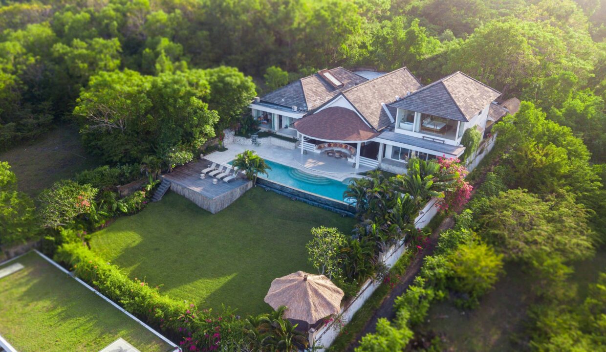 5-Star Ocean-View Villa For Sale in Nusa Dua (1)