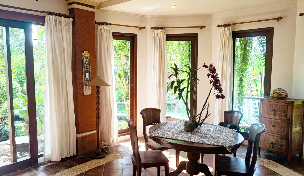 A Tropical Garden Sanctuary Just 10 Minutes from Candidasa (18)